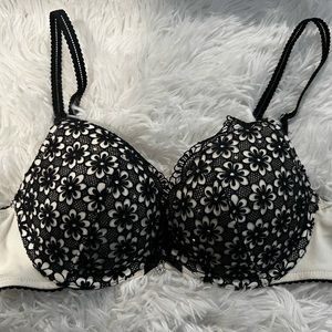 Victoria’s Secret body by Victoria push up size 34B